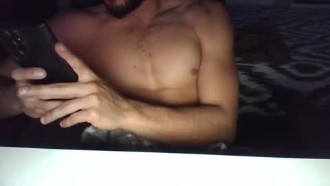 Snapshot of royjames1 chatting on 21, 2, 2026 royjames1 online show from 21, 2, 2026