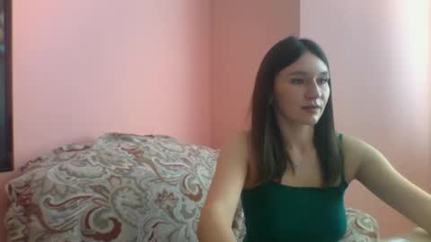 Snapshot of roza05x chatting on 5, 11, 2025 Roza05x online show from 5, 11, 2025