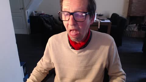 rubbertapper online show from 2, 12, 2024