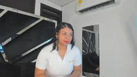 Snapshot of rubyxht chatting on 24, 10, 2025 rubyxht online show from 24, 10, 2025