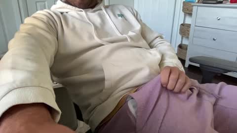 Snapshot of rungriff2323 chatting on 9, 9, 2025 rungriff2323 online show from 9, 9, 2025