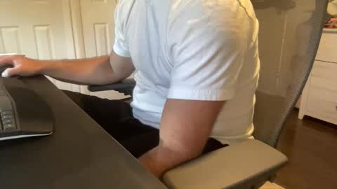 Snapshot of rungriff2323 chatting on 29, 10, 2025 rungriff2323 online show from 29, 10, 2025