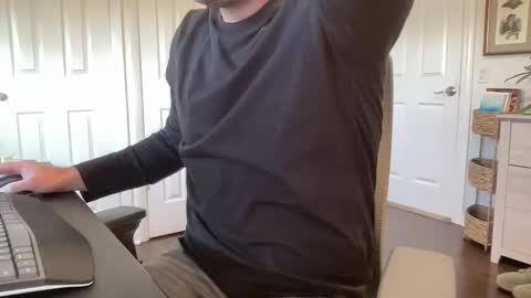 Snapshot of rungriff2323 chatting on 16, 12, 2025 rungriff2323 online show from 16, 12, 2025