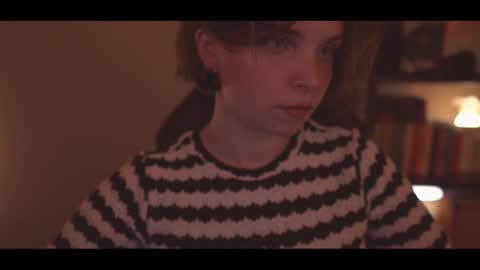 Snapshot of running_with_the_wolves chatting on 12, 11, 2025 Elena online show from 12, 11, 2025