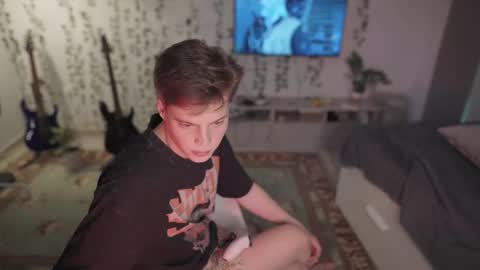 Snapshot of rusbradpitt chatting on 19, 11, 2025 rusbradpitt online show from 19, 11, 2025