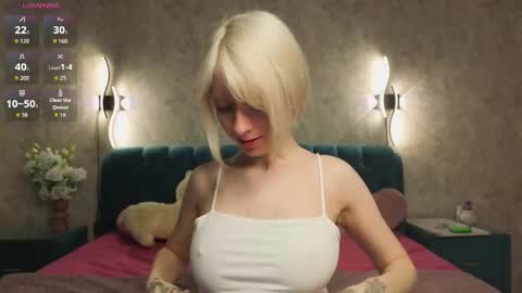 Snapshot of rush_of_feelings chatting on 9, 10, 2025 My name is a capital of great britan online show from 9, 10, 2025