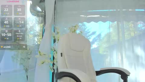 Snapshot of russian_ava chatting on 5, 10, 2025 Ava online show from 5, 10, 2025