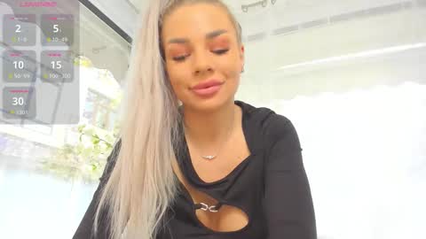 Snapshot of russian_ava chatting on 6, 11, 2025 Ava online show from 6, 11, 2025