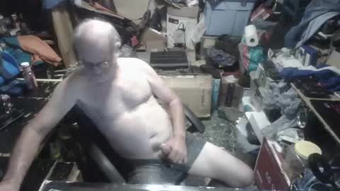 Russtenail21 online show from 10, 9, 2025