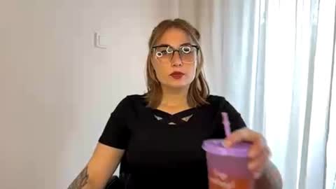 Nika online show from 8, 10, 2025