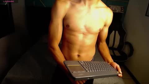 RyanPricee online show from 18, 12, 2024