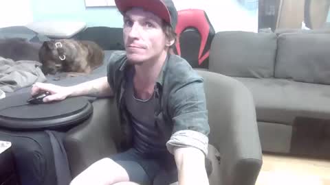 Ryan Tee online show from 12, 10, 2025