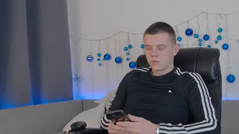 ryker_rr online show from 27, 12, 2024