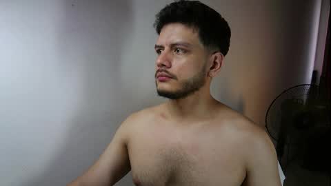 Snapshot of ryl_ chatting on 15, 12, 2025 Ryl online show from 15, 12, 2025