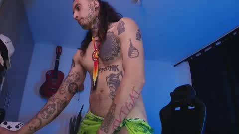 Snapshot of ryuk_it chatting on 20, 3, 2026 leopmonk help me reach 100 thumbs up online show from 20, 3, 2026