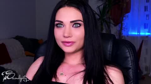 Y      online show from 4, 2, 2025