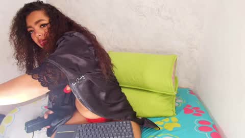 Snapshot of s_sofia_ chatting on 6, 1, 2025 s_sofia_ online show from 6, 1, 2025