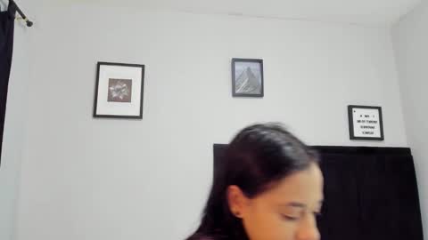           online show from 1, 11, 2025