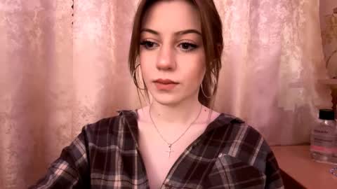 Mika online show from 17, 12, 2025