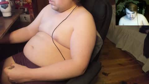 Snapshot of saboda chatting on 21, 12, 2025 1141323 my Lord Mister Max moms treasure online show from 21, 12, 2025