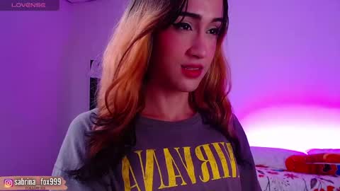sabrina fox online show from 10, 9, 2025