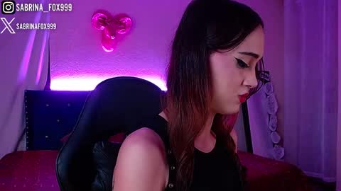 sabrina fox online show from 7, 3, 2026