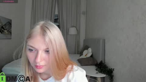 sabrina_moun online show from 26, 9, 2025