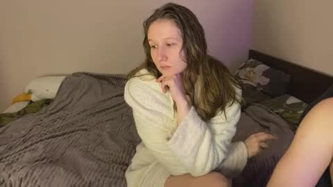 Snapshot of sabrinaanddaniel chatting on 28, 11, 2025 SabrinaDaniel online show from 28, 11, 2025