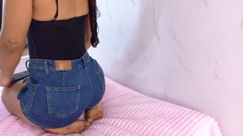 mariana  online show from 8, 10, 2025