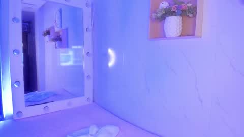 mariana  online show from 21, 11, 2025