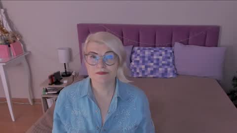 Sabrina MacMarren online show from 10, 1, 2025