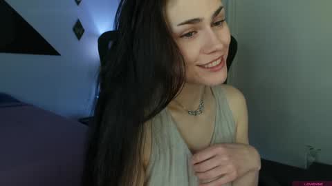Sadie Renee  online show from 19, 12, 2024
