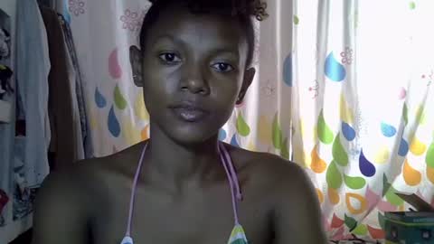 safira19 online show from 28, 10, 2025