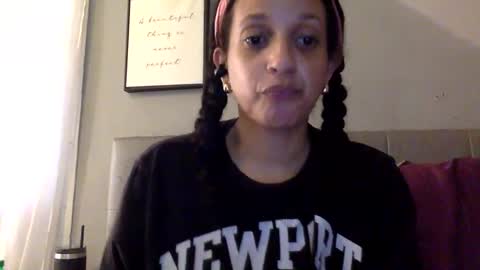 Snapshot of saggy888 chatting on 26, 9, 2025 MistressLady online show from 26, 9, 2025