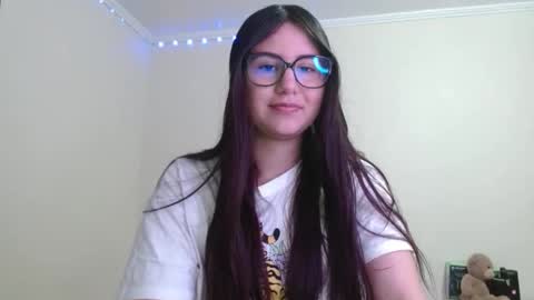 Sahaliefox  online show from 26, 9, 2025