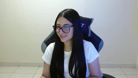 Sahaliefox  online show from 9, 1, 2026