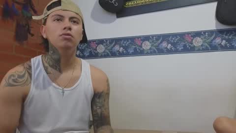 Snapshot of sahara_n_thiago chatting on 14, 3, 2026 Sahara y Thiago online show from 14, 3, 2026