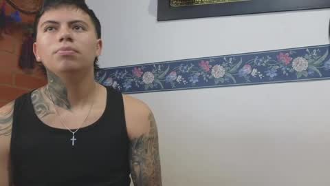 Snapshot of sahara_n_thiago chatting on 5, 4, 2026 Sahara y Thiago online show from 5, 4, 2026