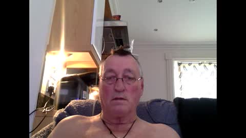 Snapshot of sail_naked chatting on 12, 1, 2025 sail_naked online show from 12, 1, 2025