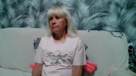 sakura_blonde online show from 4, 10, 2025