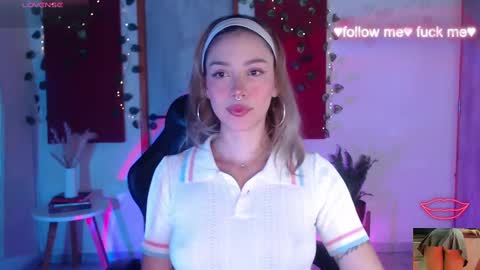 Sakura online show from 2, 11, 2025