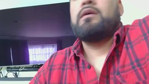 sal cumplaciente online show from 1, 12, 2025