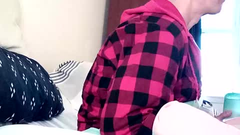 Snapshot of salis1981 chatting on 6, 2, 2025 salis1981 online show from 6, 2, 2025