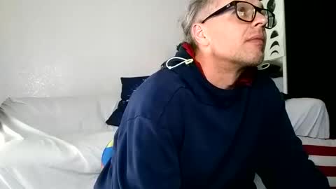 Snapshot of salis1981 chatting on 10, 2, 2025 salis1981 online show from 10, 2, 2025