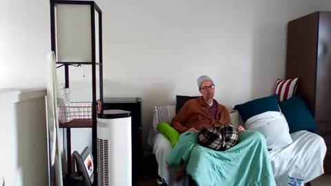 Snapshot of salis1981 chatting on 4, 3, 2025 salis1981 online show from 4, 3, 2025