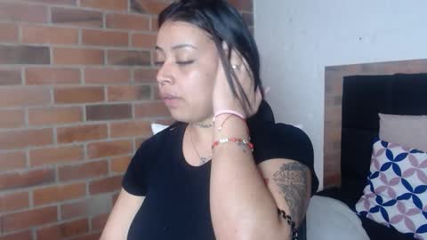   online show from 4, 2, 2026