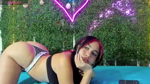 Snapshot of salome_domi chatting on 5, 1, 2025 salome online show from 5, 1, 2025