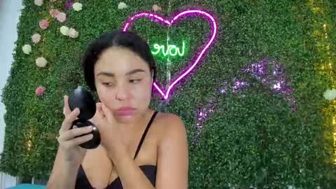 Snapshot of salome_domi chatting on 24, 2, 2025 salome online show from 24, 2, 2025