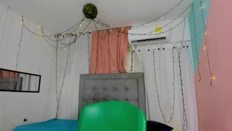 Snapshot of salome_domi chatting on 11, 9, 2025 salome online show from 11, 9, 2025