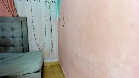 Snapshot of salome_domi chatting on 1, 11, 2025 salome online show from 1, 11, 2025